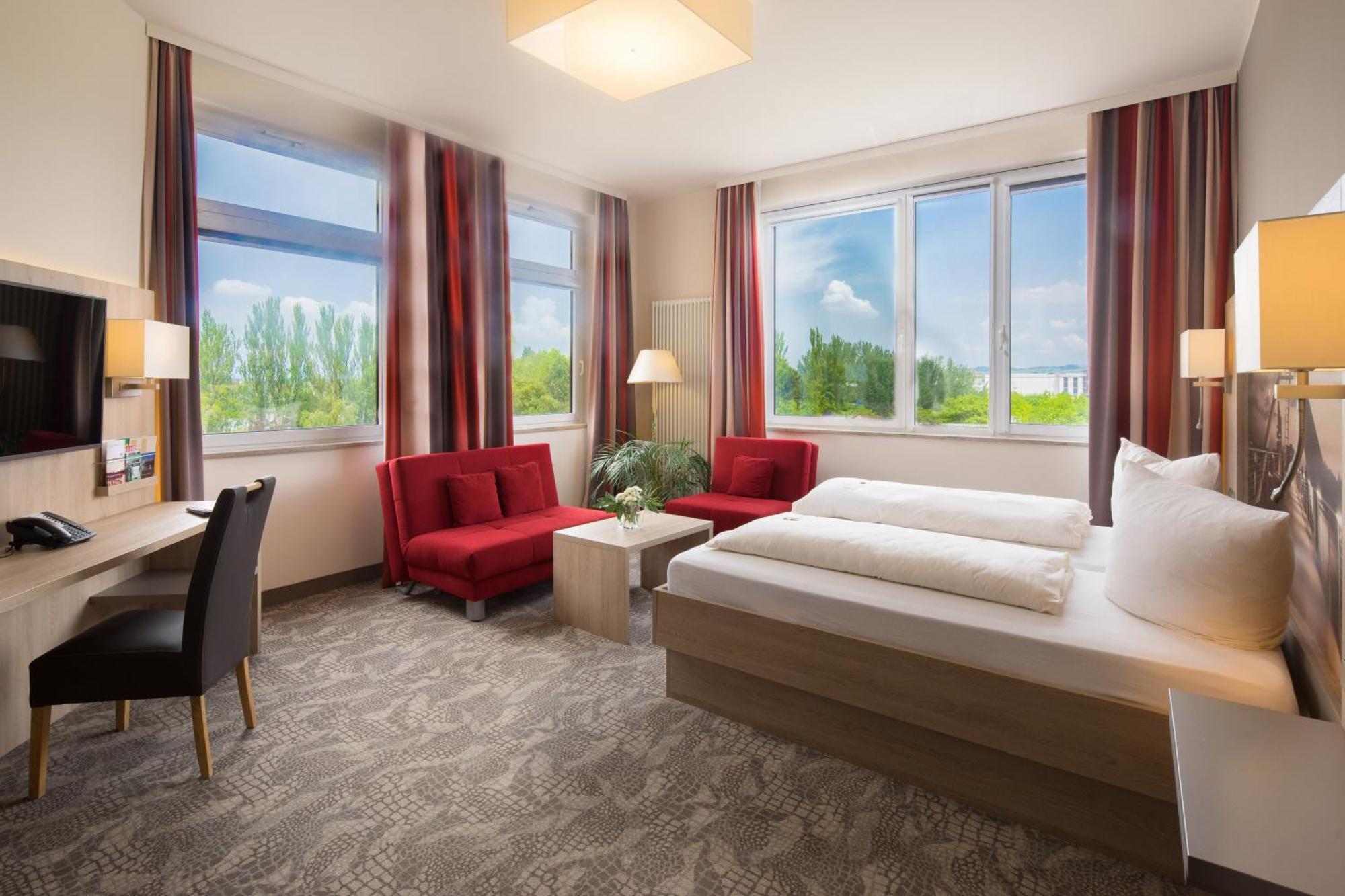 Hotel Western Dreilaenderbruecke / Basel Weil am Rhein