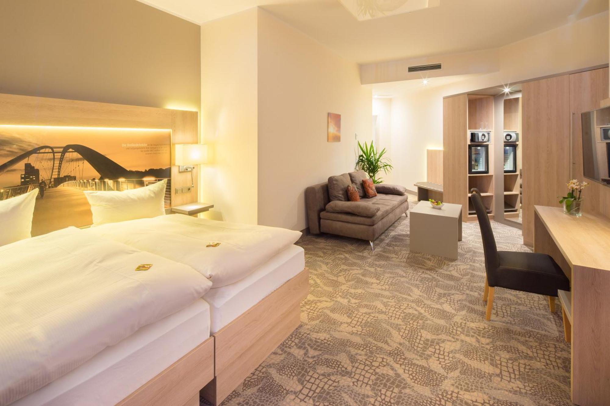 Western Dreilaenderbruecke / Basel Hotel Weil am Rhein