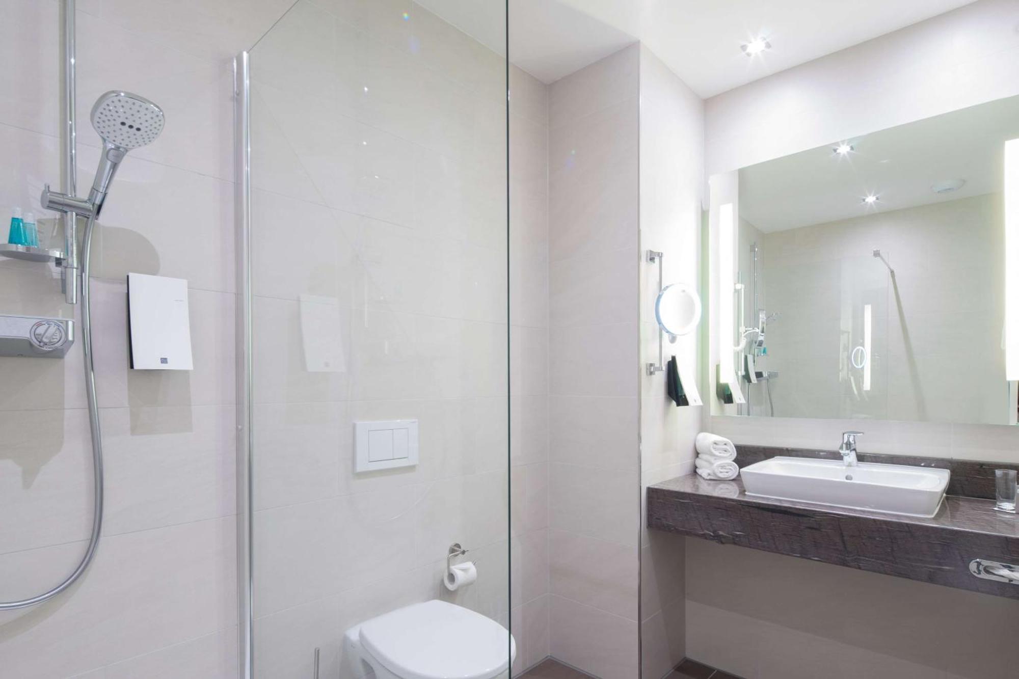 Hotel Western Dreilaenderbruecke / Basel 4*
