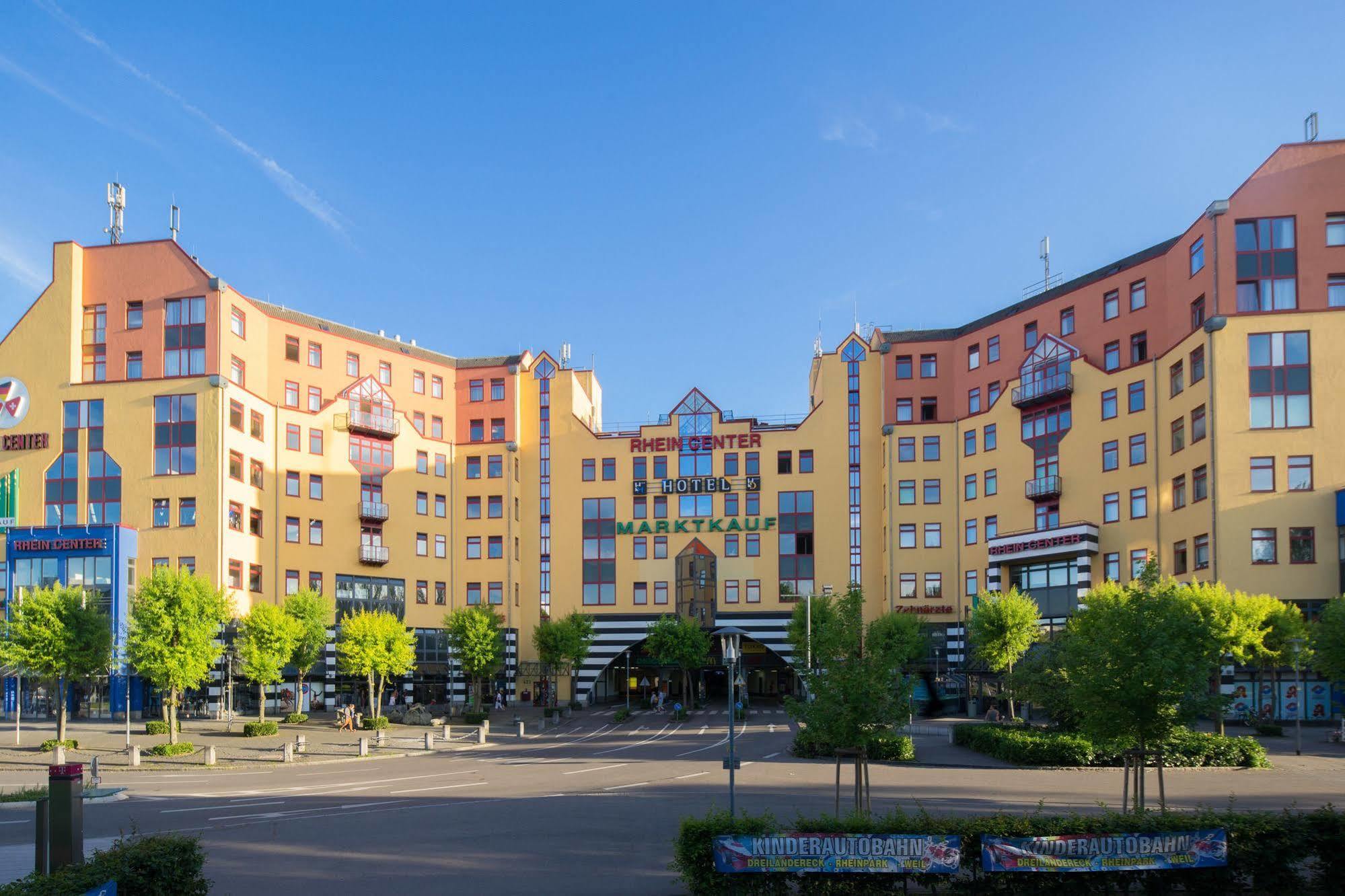 Hotel Western Dreilaenderbruecke / Basel
